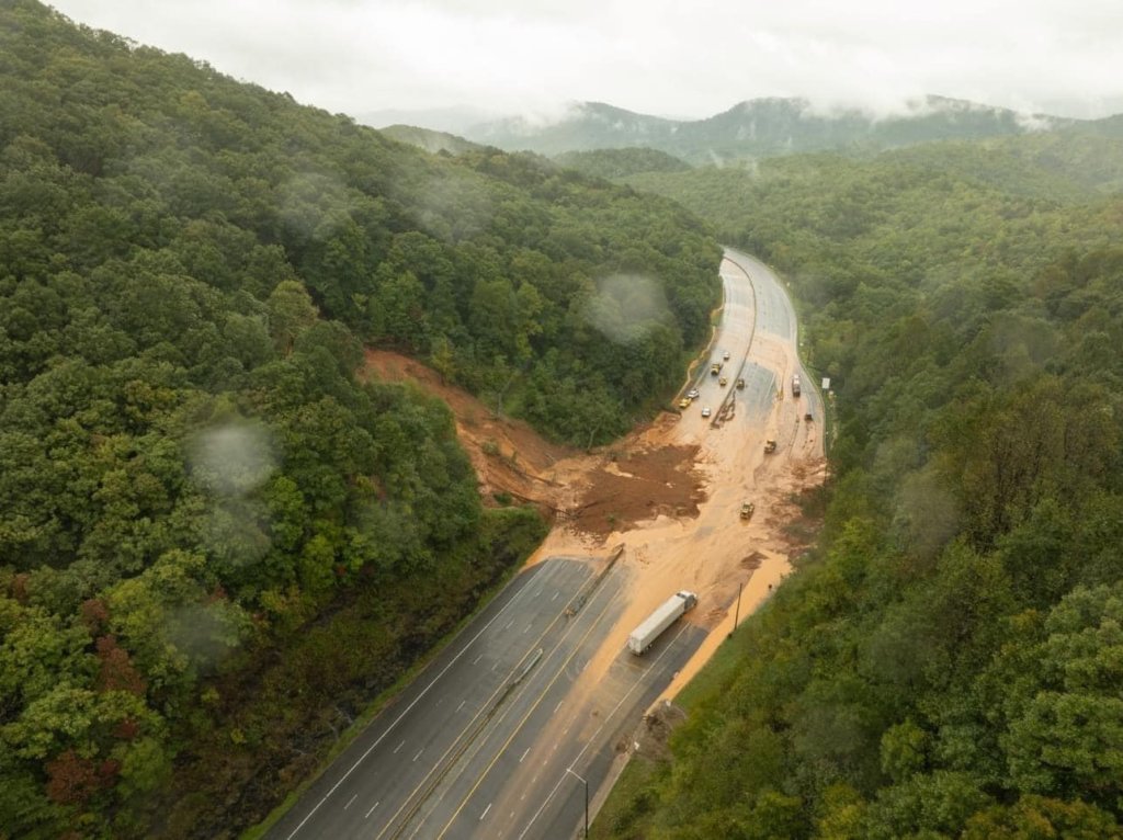 roadclosed.jpg