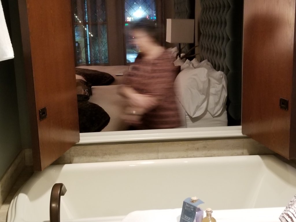 _211046.jpg