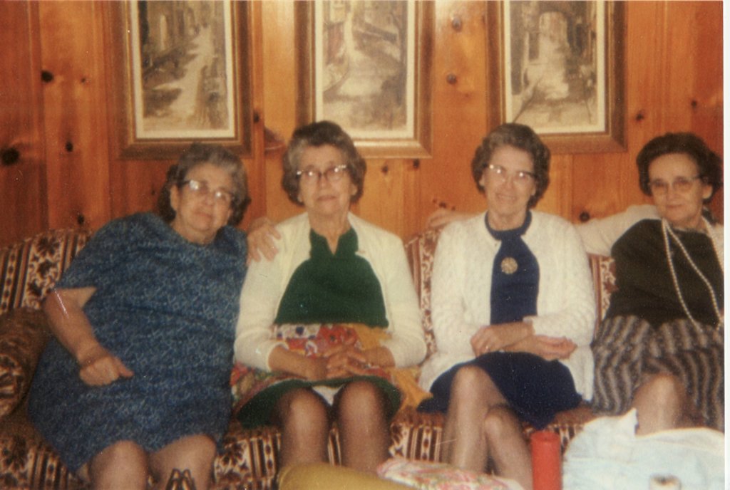 dixonsisters.jpg